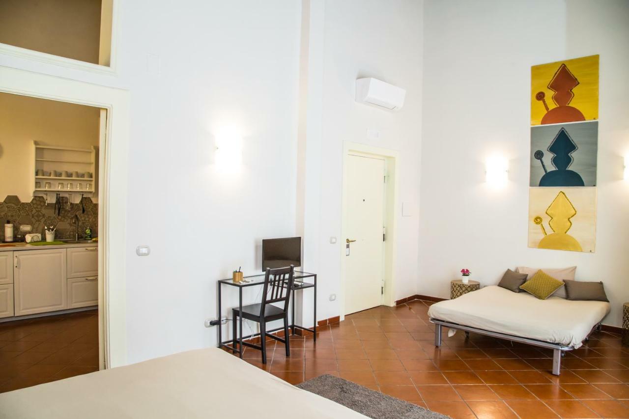 Domus Donnaregina Apartments Nápoles Exterior foto